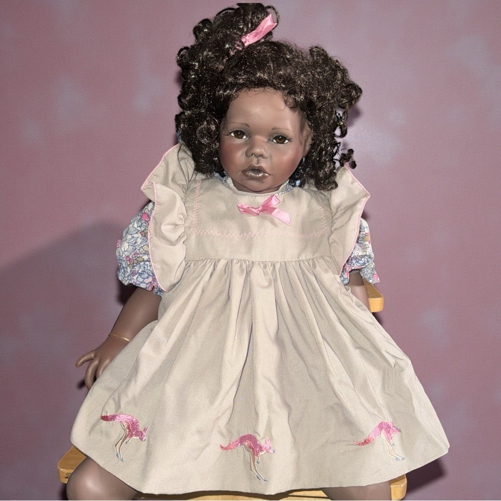 KAIS Phyllis Seidl 26” Porcelain Doll “Wandili” African American Artists collect